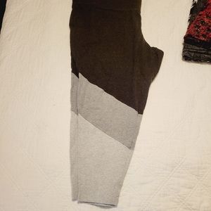 Lane Bryant Livi Active leggings colorblock size 26/28. Fits more like a 22/24